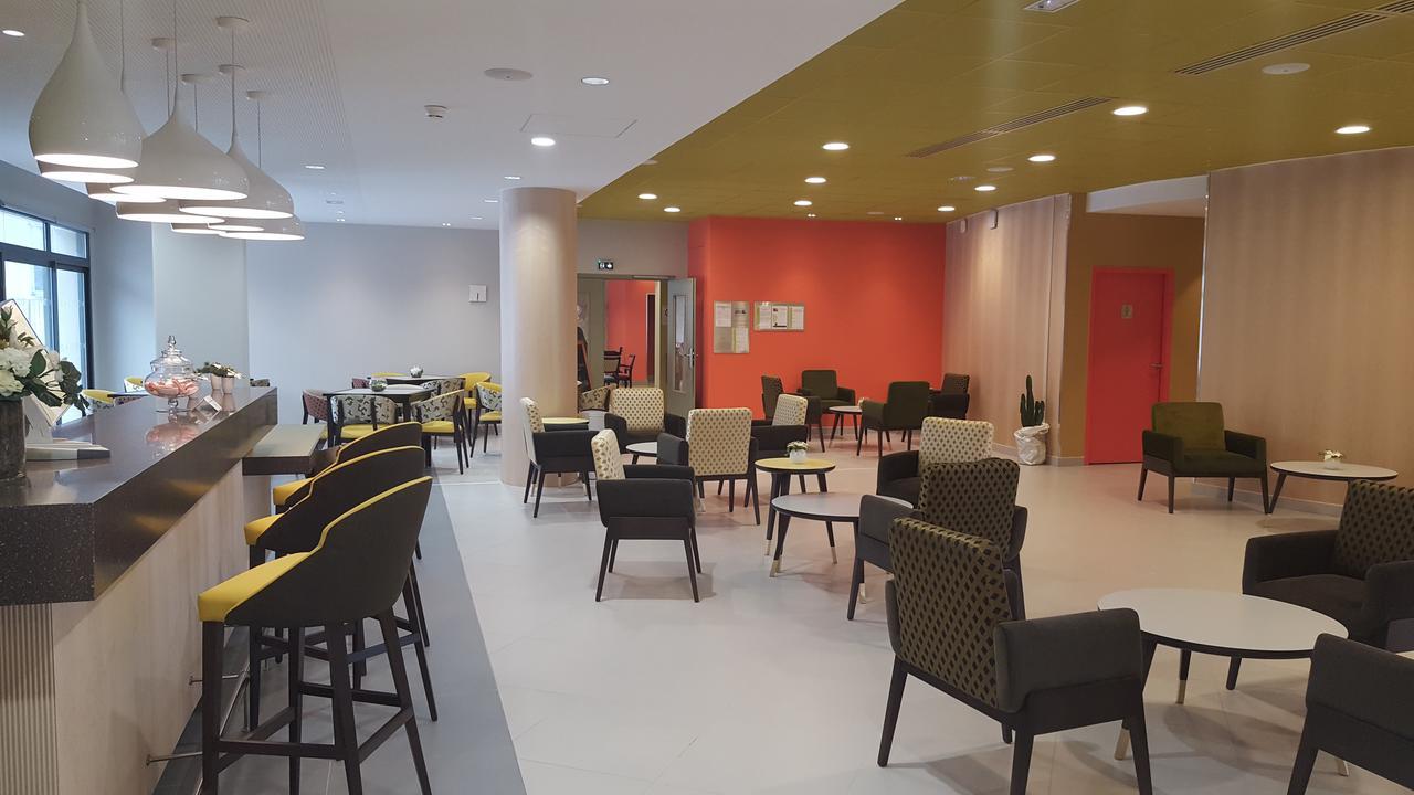 Residence Seniors Domitys Les Hautes Feuilles ランス エクステリア 写真